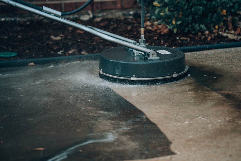 Pressure washing a driveway in Jacksonville
