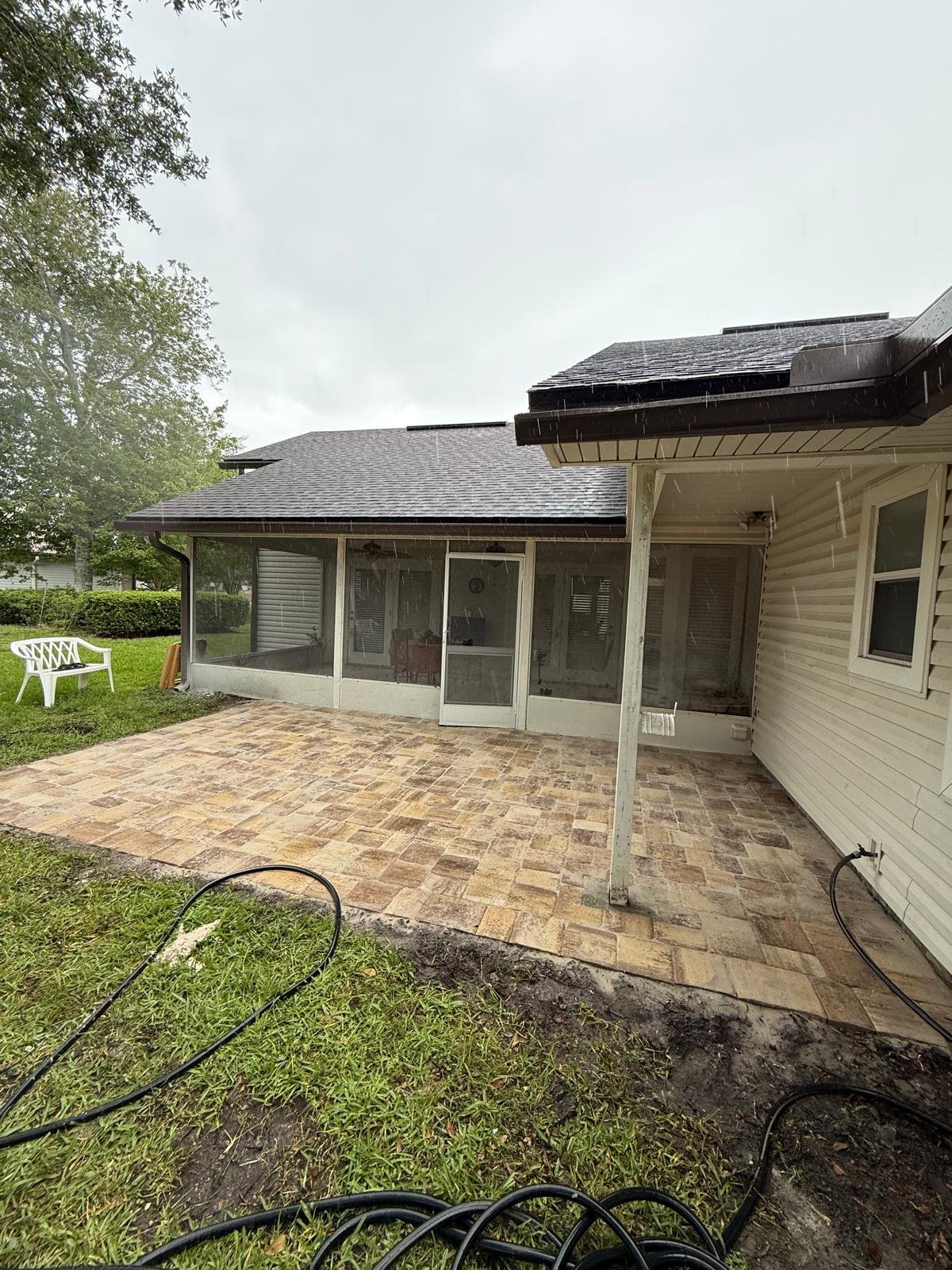 Paver patio with soldier course border